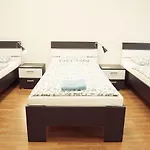 Hostel Folks Pozsony